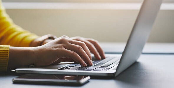 laptopdowymagajacychzadan-653x300