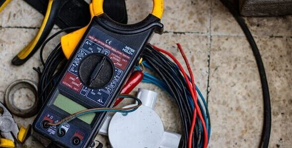 uprawnienia-elektryczne-653x300